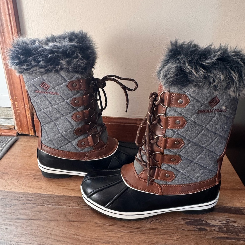 Dream Pairs Women's Black and Brown Quilted Winter Boots